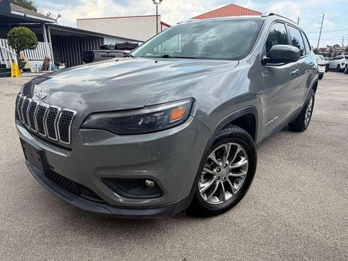 Gray 2020 Jeep Cherokee Latitude Plus