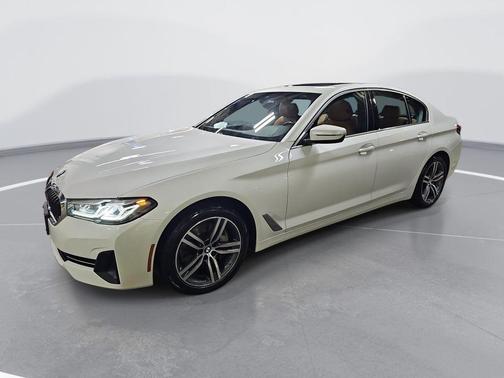 White Metallic 2021 BMW 540 i xDrive