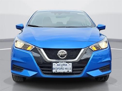 2022 Nissan Versa 1.6 SV