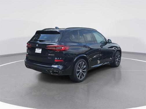 2020 BMW X5 M50i