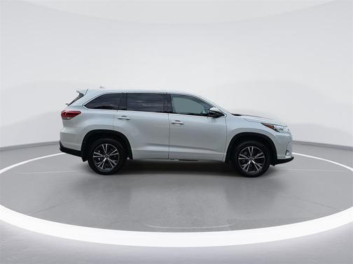 2018 Toyota Highlander LE Plus