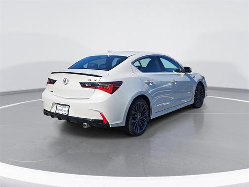 2022 Acura ILX TECHNOLOGY&A-SPEC PACKAGES