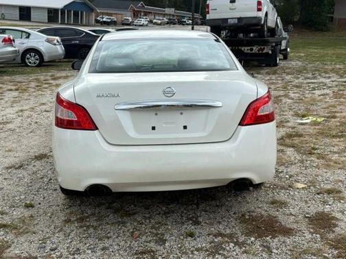 2010 Nissan Maxima S