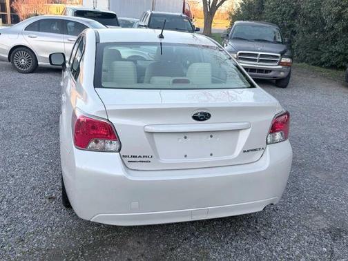 2012 Subaru Impreza 2.0i