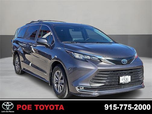 2021 Toyota Sienna XLE 8 Passenger