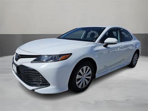 2020 Toyota Camry LE