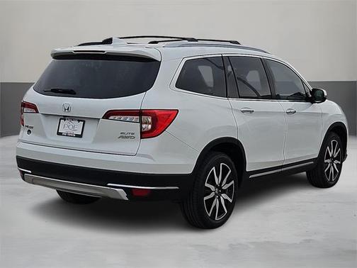 2022 Honda Pilot AWD Elite
