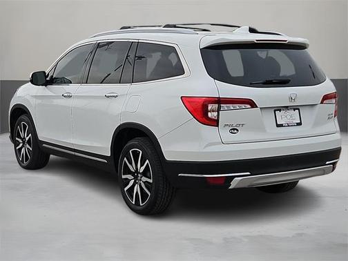 2022 Honda Pilot AWD Elite
