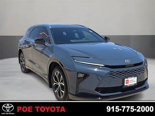 2025 Toyota Crown Signia XLE