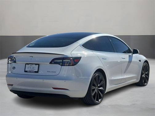 2019 Tesla Model 3 Performance