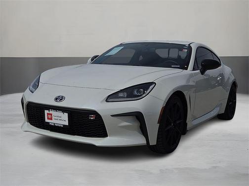 Halo 2025 Toyota GR86 Premium