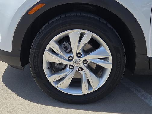 Summit White 2025 Buick Encore GX Preferred