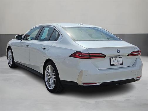 2024 BMW 530 i
