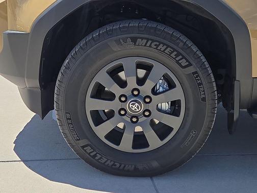 Trail Dust/Gray Scape 2024 Toyota Land Cruiser Base