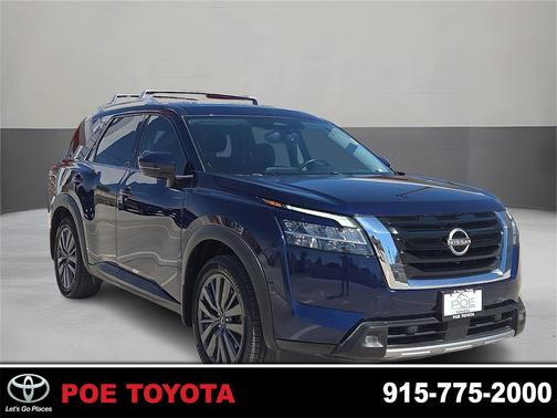 2022 Nissan Pathfinder SL 2WD