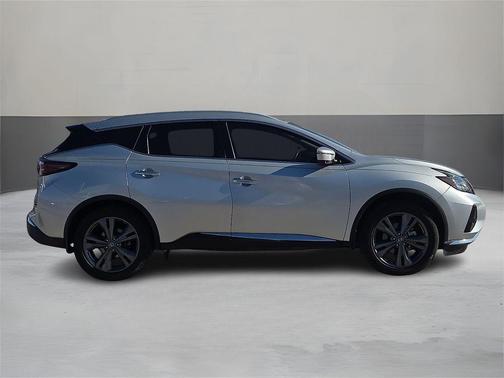 Brilliant Silver Metallic 2021 Nissan Murano Platinum FWD