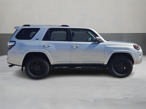 Classic Silver Metallic 2024 Toyota 4Runner SR5 Premium