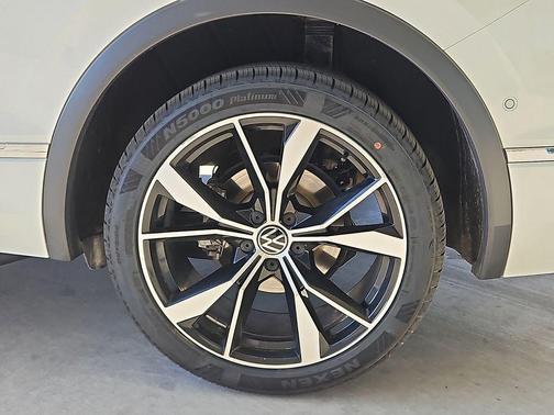 2023 Volkswagen Tiguan 2.0T SEL R-Line 4MOTION