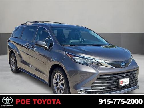2021 Toyota Sienna XLE 8 Passenger