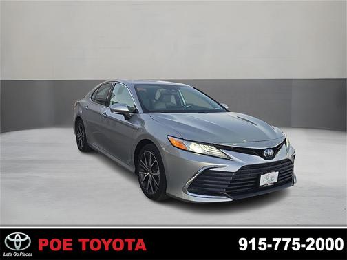2021 Toyota Camry Hybrid XLE