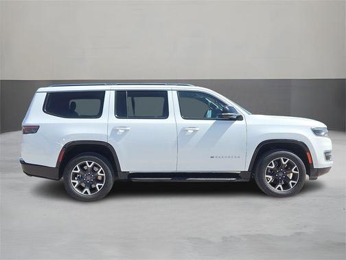 Bright White Clearcoat 2024 Jeep Wagoneer Series III 4x4