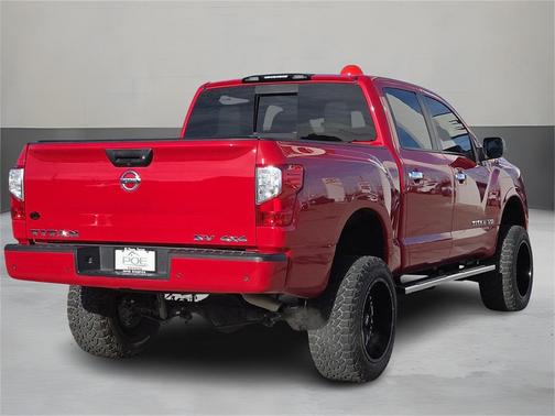 2020 Nissan Titan SV
