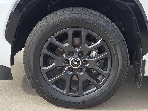Wind Chill Pearl 2024 Toyota Sequoia Platinum