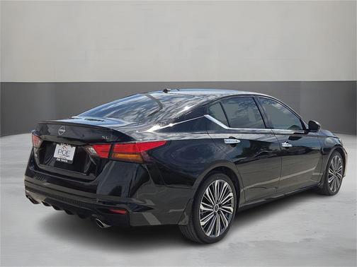 2024 Nissan Altima 2.5 SL