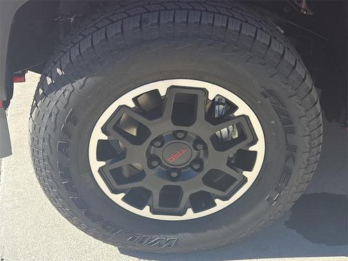 2025 Toyota Tacoma TRD Off Road