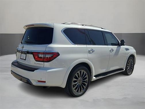2023 Nissan Armada Platinum 2WD