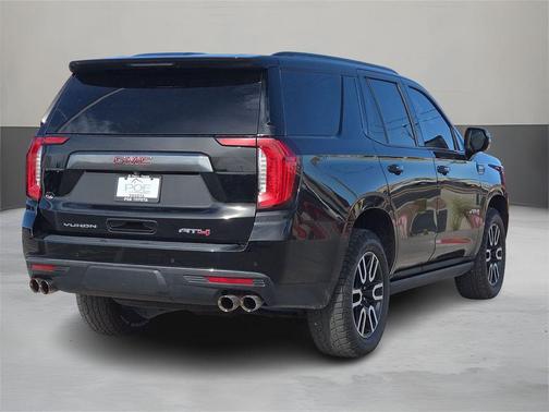 2022 GMC Yukon AT4