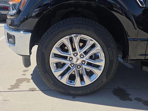 Agate Black Metallic 2024 Ford F-150 XLT