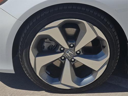 2019 Honda Accord Touring 2.0T