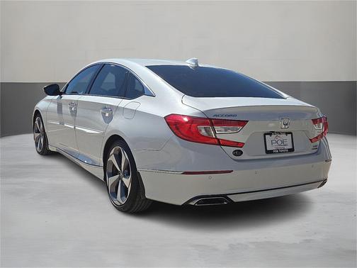 2019 Honda Accord Touring 2.0T