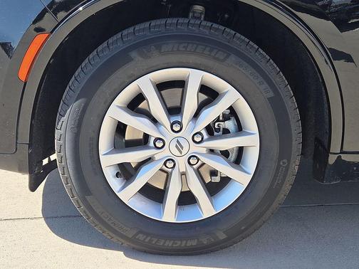 DB Black Crystal Clearcoat 2025 Dodge Durango GT RWD