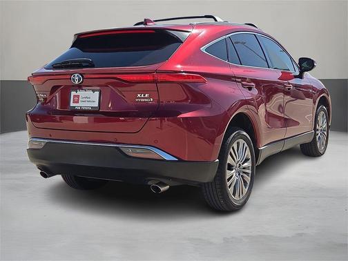Pearl 2022 Toyota Venza XLE