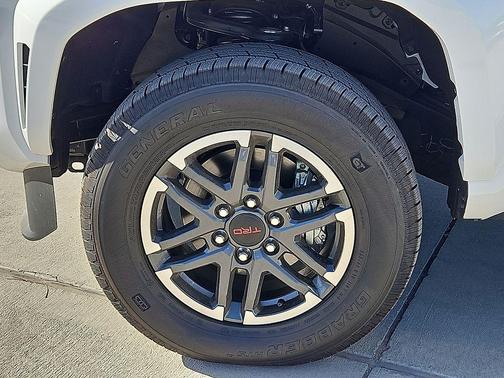 2025 Toyota Tacoma Hybrid TRD Sport