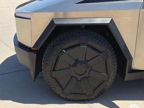 2024 Tesla Cybertruck All-Wheel Drive