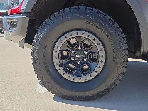Rapid Red Metallic Tinted Clearcoat 2023 Ford F-150 Raptor