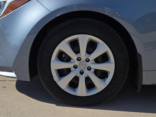 Celestite 2025 Toyota Corolla Hybrid LE