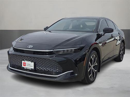 Black 2024 Toyota Crown Limited