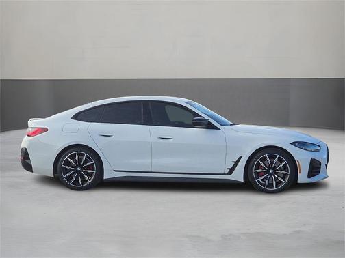 2024 BMW M440 i