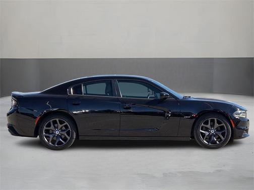 2017 Dodge Charger R/T