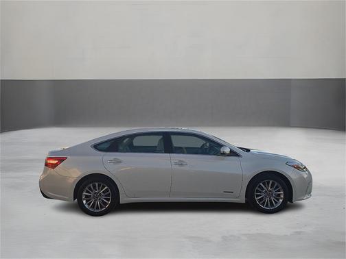 2017 Toyota Avalon Hybrid Limited