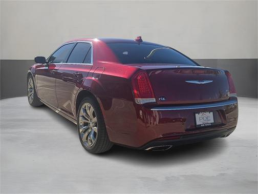 2021 Chrysler 300 Touring