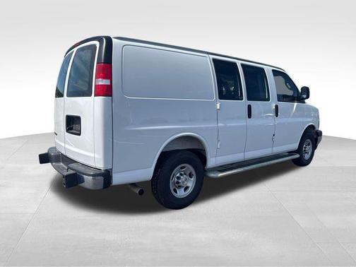 Summit White 2025 Chevrolet Express 2500 Work Van