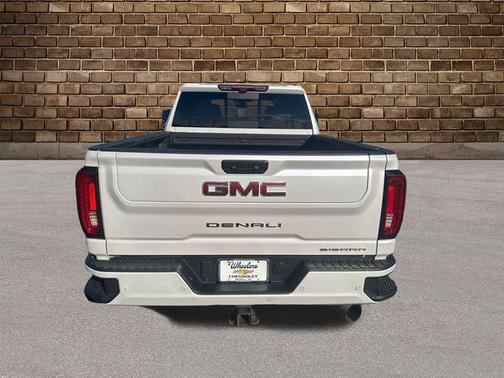 2023 GMC Sierra 2500 Denali