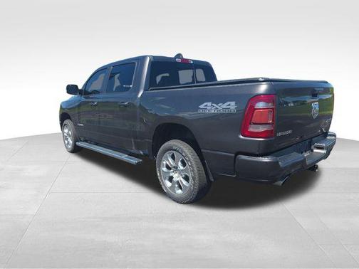 Granite Crystal Metallic Clearcoat 2019 RAM 1500 Big Horn