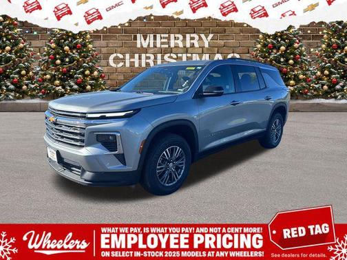 2025 Chevrolet Traverse LT