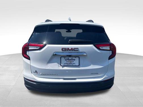 Summit White 2024 GMC Terrain SLE